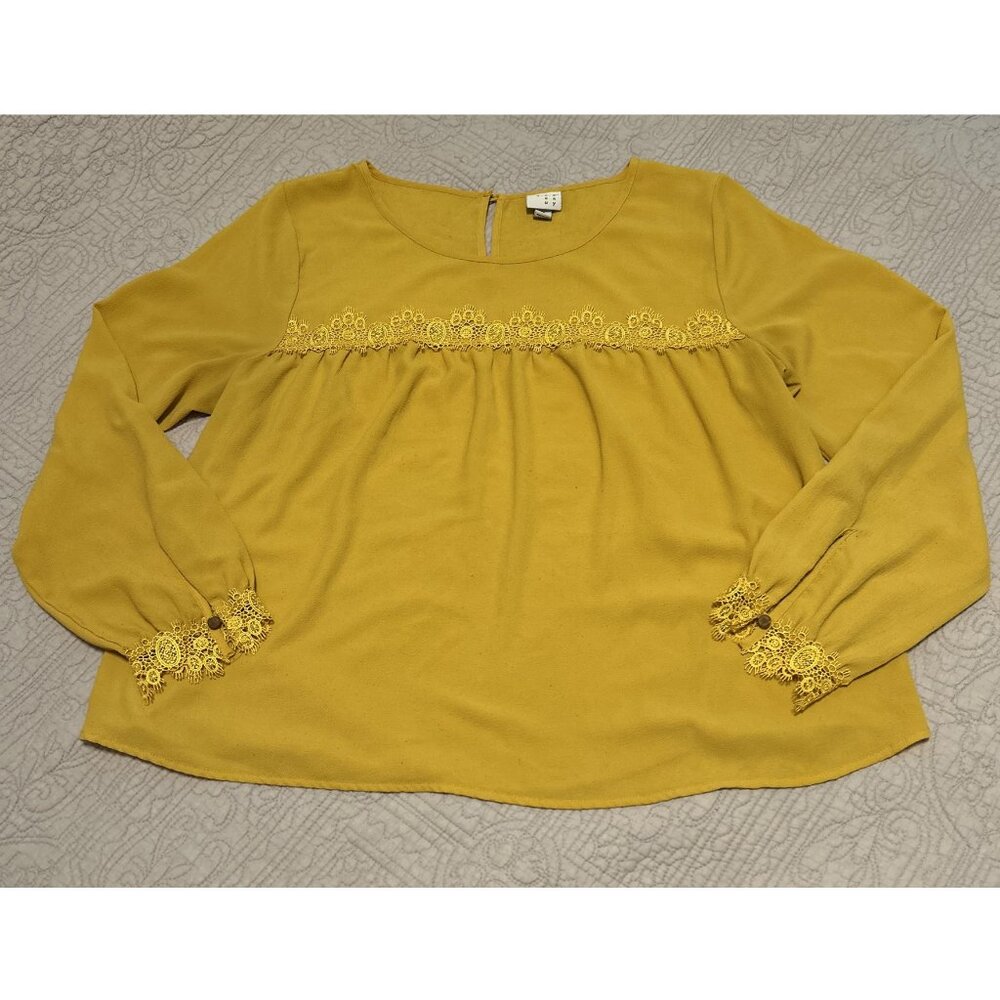 A New Day Longsleeve Blouse